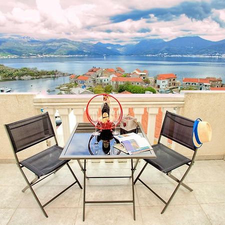 Apartments Porto Bjelila ティヴァト エクステリア 写真