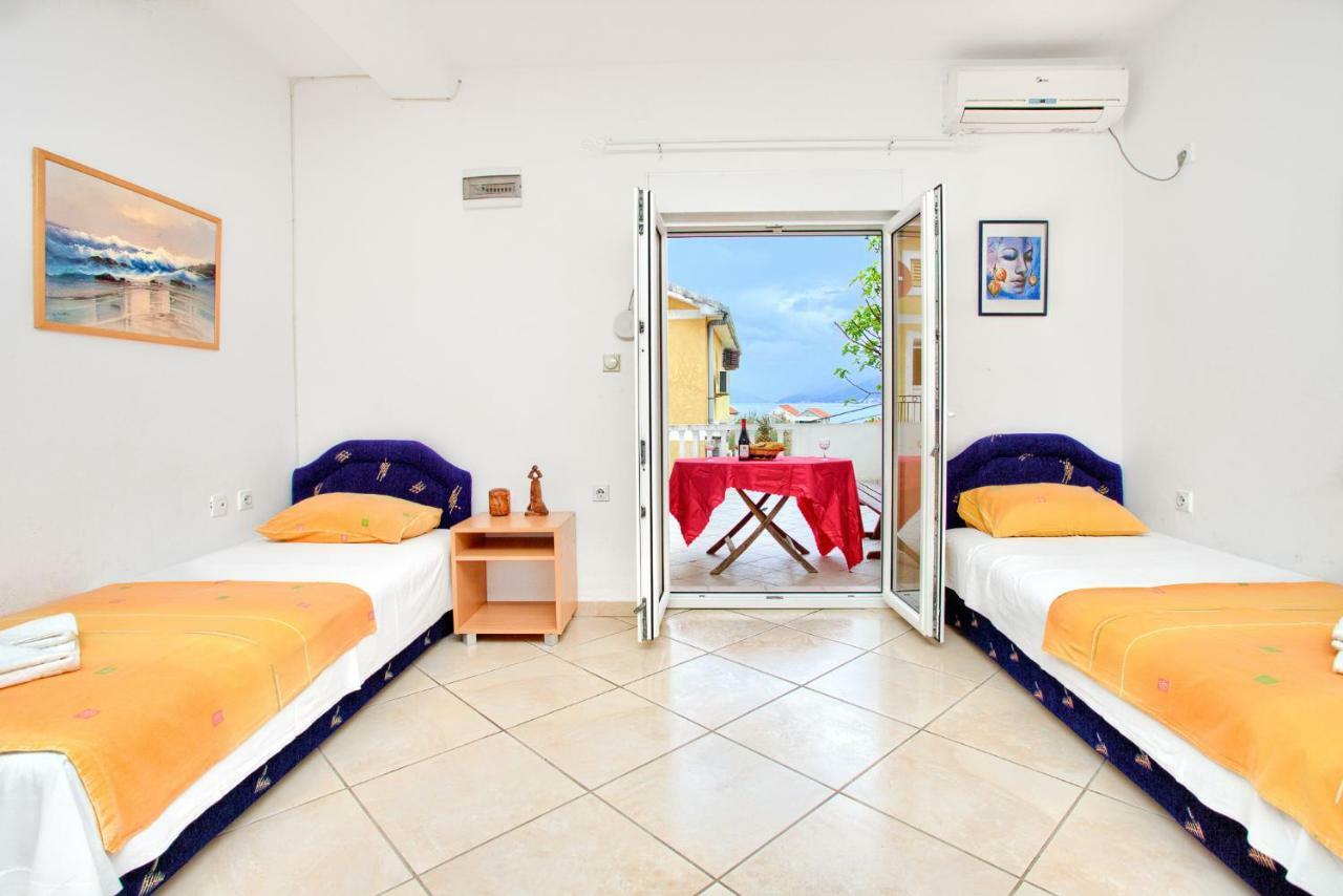 Apartments Porto Bjelila ティヴァト エクステリア 写真