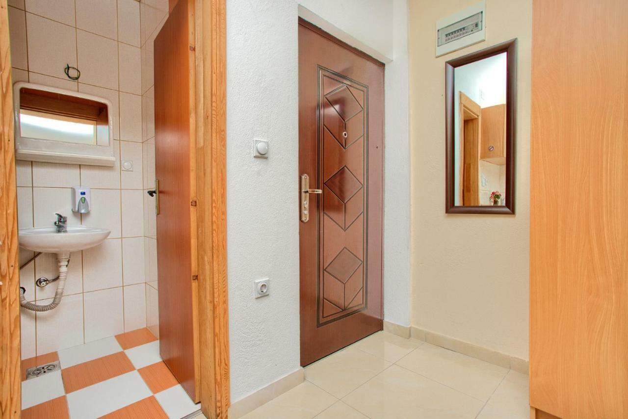 Apartments Porto Bjelila ティヴァト エクステリア 写真