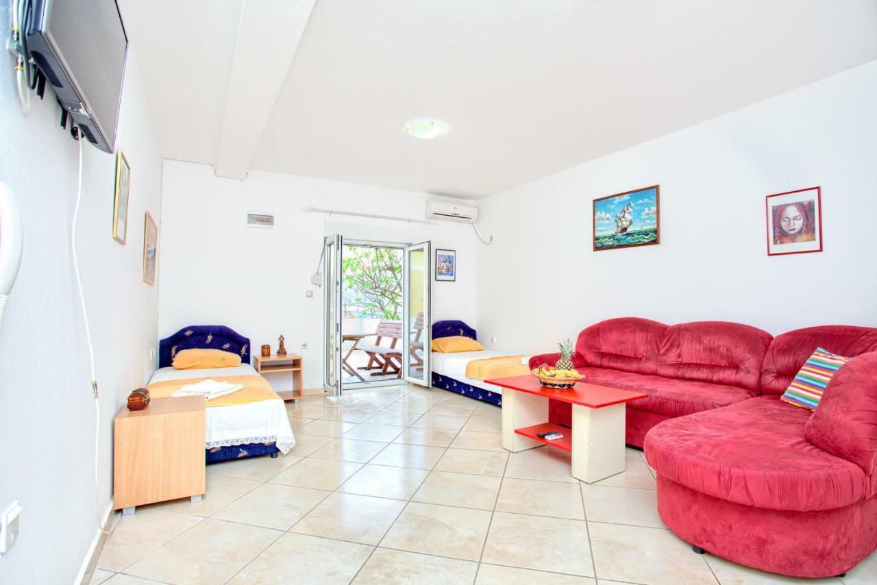 Apartments Porto Bjelila ティヴァト エクステリア 写真